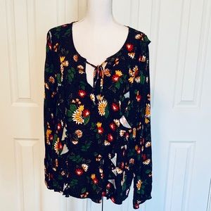 NWOT JustFab Navy Ruffled Blouse